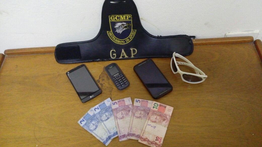 Trio é preso após roubo de celular em Piracicaba