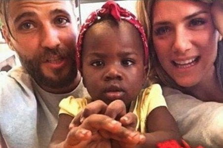 Polícia faz operação para investigar racismo contra filha de atores