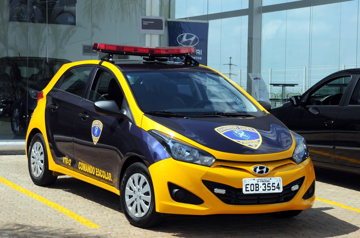 Pai pinguço vai em bar e leva criança junto em Piracicaba