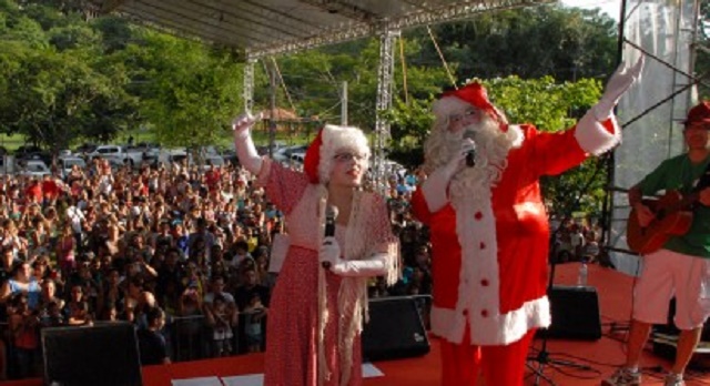 Feira beneficente de artesanato Presente de Natal começa hoje