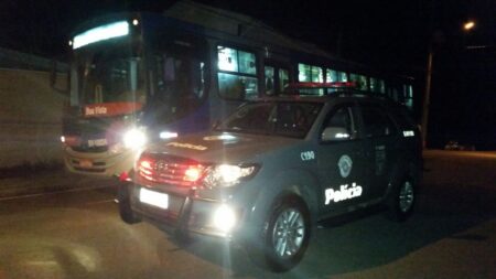 Jovem com problemas mentais furta ônibus e acaba preso em Campinas