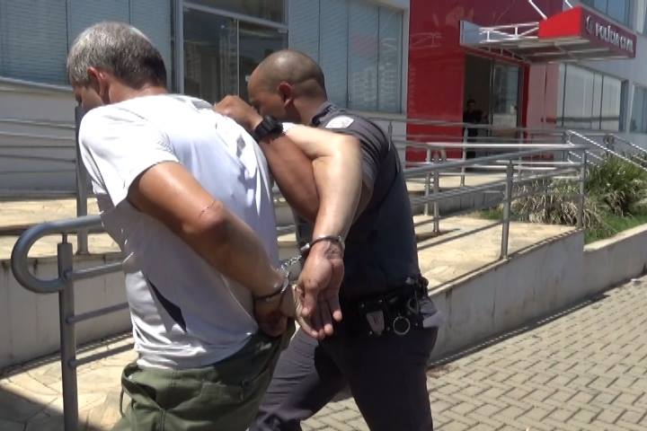 Homem rouba aposentada usando o carro de uma cliente em Piracicaba