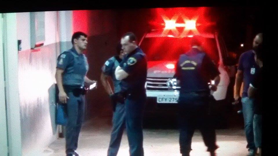 Homem vai preso após morder e ameaçar mulher de morte