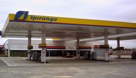 Briga teria comeÃ§ado em posto de combustÃ­veis - Foto: Google Maps