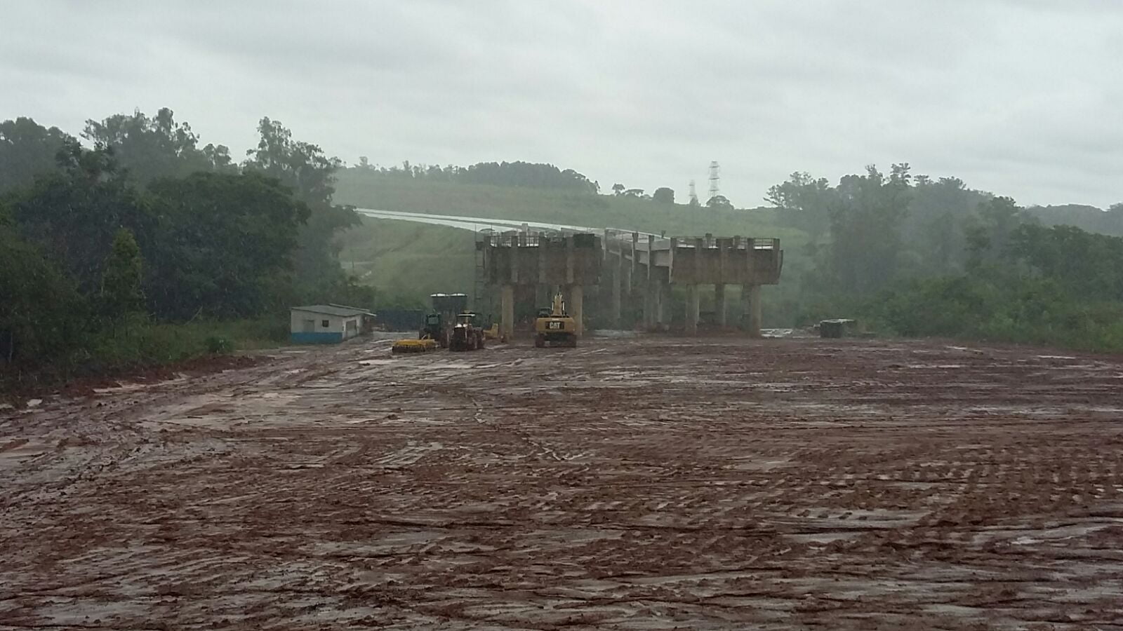 Elevação do nível do rio Piracicaba atrapalha as obras do rodoanel