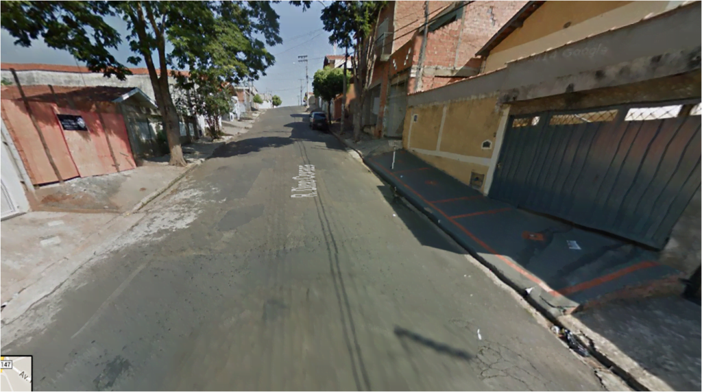 Homem atropela três e foge no Jardim Planalto; criança de 7 anos está na UTI Foto mostra a rua onde ocorreu o atropelamento no Jardim Planalto - Foto: Reprodução / Google Maps