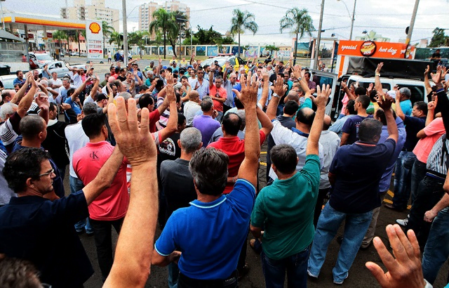 Ex-funcionários da Dedini adiam participação em assembleia de recuperação judicial