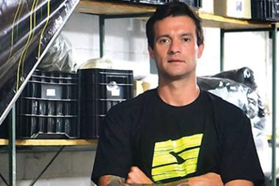 Empresário morre e três ficam feridos em treinamento de motocross Empresário morre e três ficam feridos em treinamento de motocross