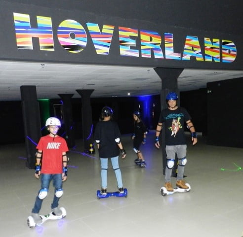 Pista de hoverboard é atração no Shopping Piracicaba
