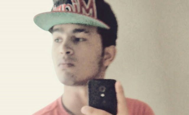 Indo ao trabalho de motocicleta, jovem de 21 anos perde a direção e morre