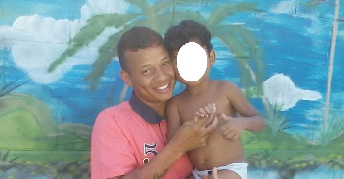 Dupla mata homem com vários tiros na frente do cunhado