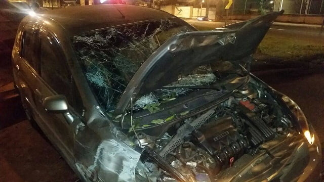 Homem se perde na curva da Av. Centenário e bate o carro em Piracicaba