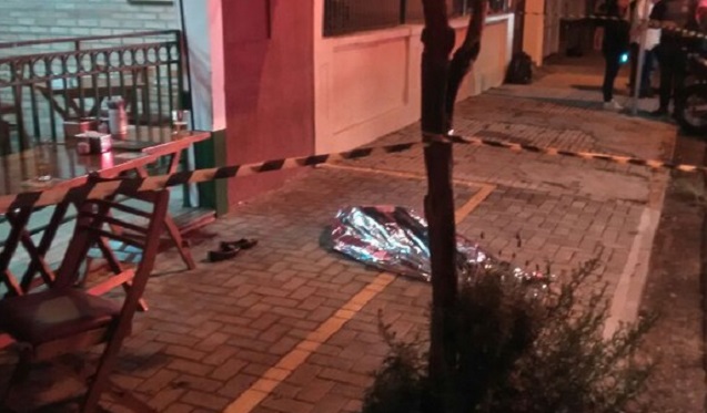 Mulher é morta com seis tiros em bar de São Carlos