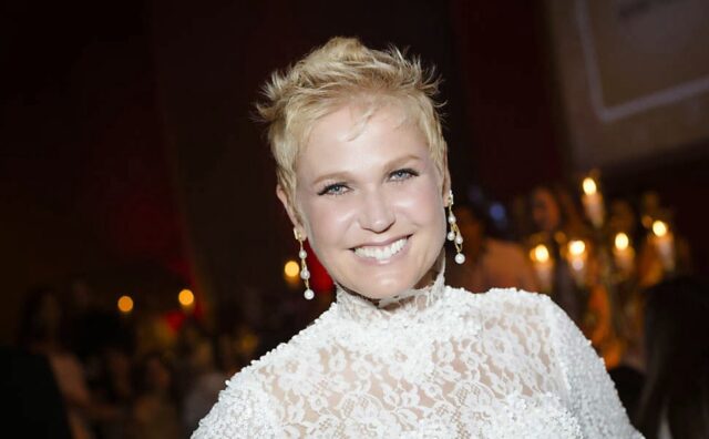 Record oferece transformar Xuxa em apresentadora da famÃ­lia brasileira como fez com Eliana - Foto: DivulgaÃ§Ã£o